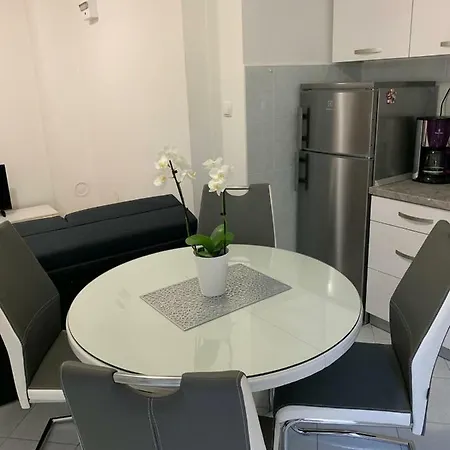 Appartement Dena *